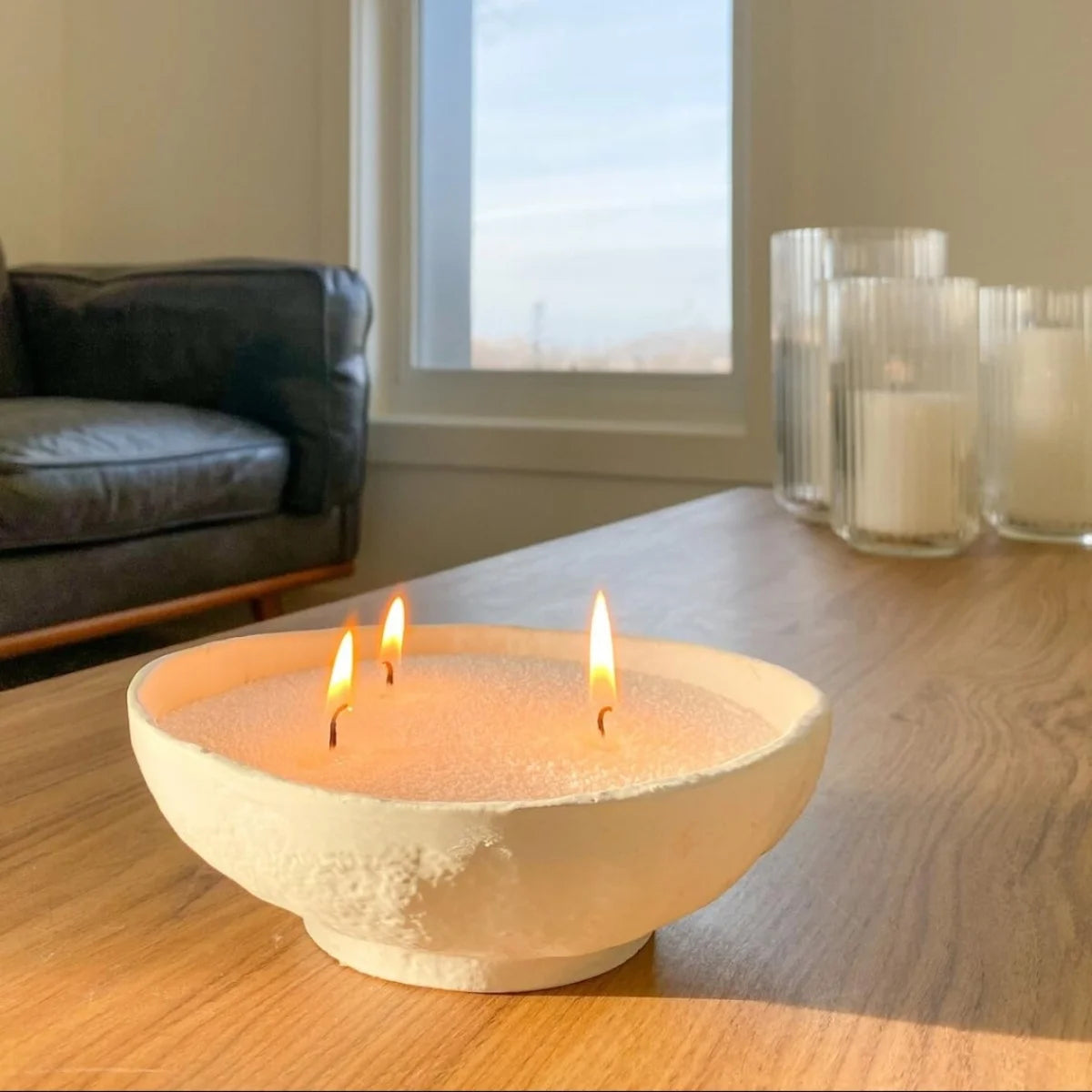 Self-Extinguishing Sand & Pearl Candle