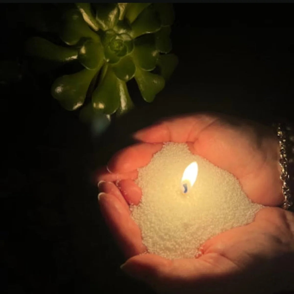 Self-Extinguishing Sand & Pearl Candle